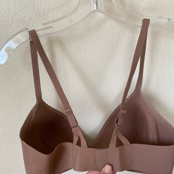 Lululemon Women’s Take Shape Bra Padded Push up in Tan Size 38B - Picture 4 of 9